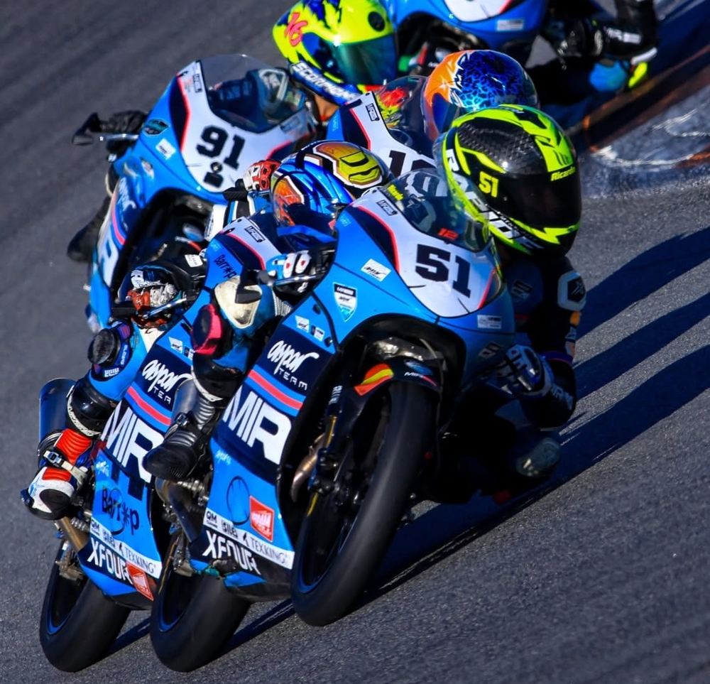 Motos MIR Racing en course